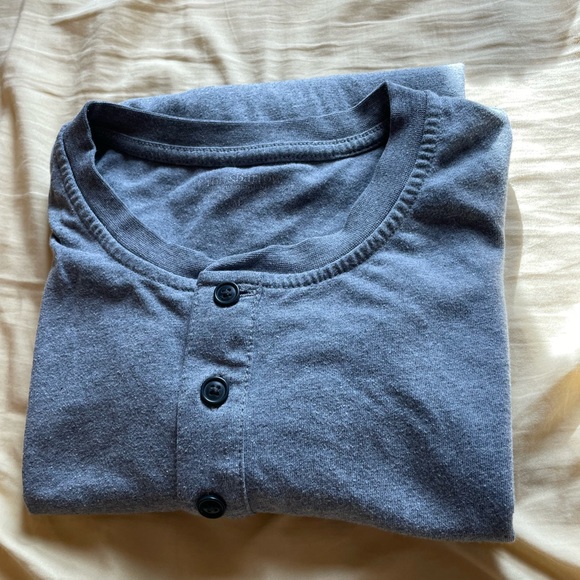 Gray Short Sleeve Henley Tee Shirt (T-Shirt) - Picture 3 of 3